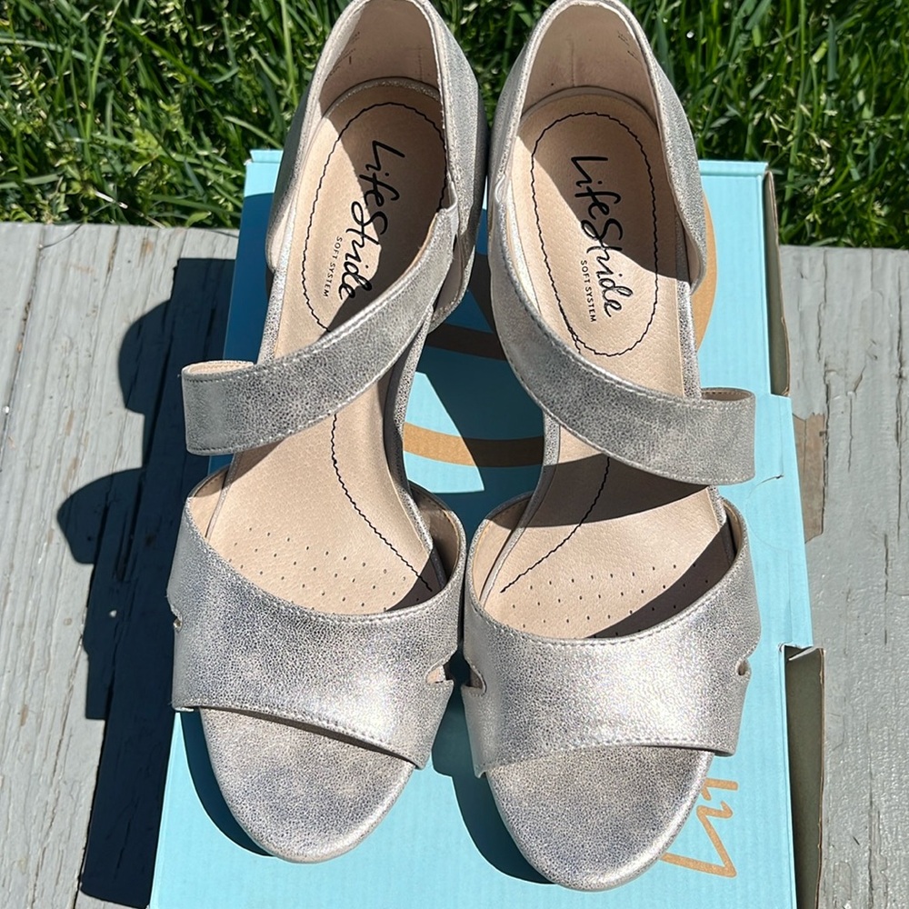 Lifestride silver strappy heels.